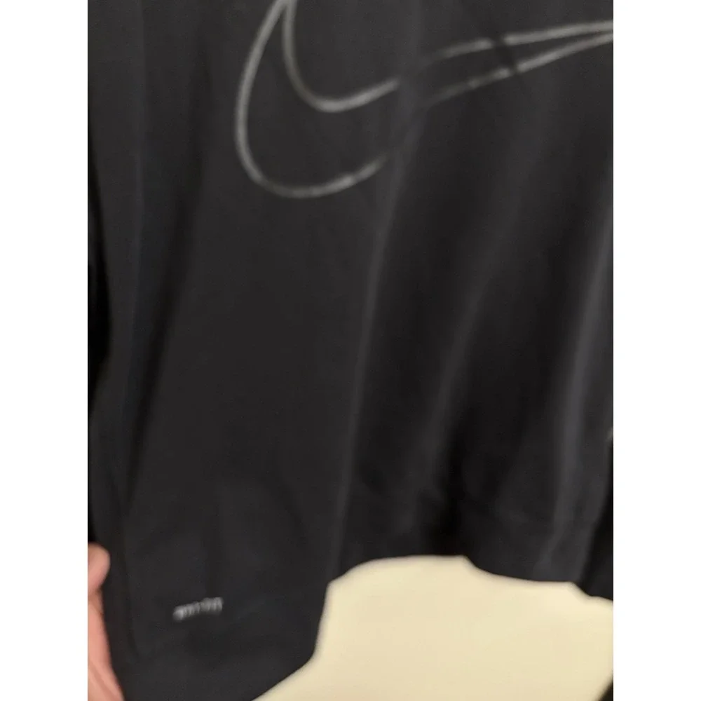 Nike Women's Dri-Fit Get Fit Black Long Sleeve Swoosh Crew Training Sweatshirt L